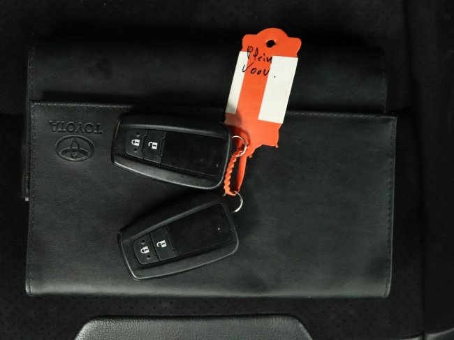 Toyota C-HR - 1.8 Hybrid Executive Ultimate