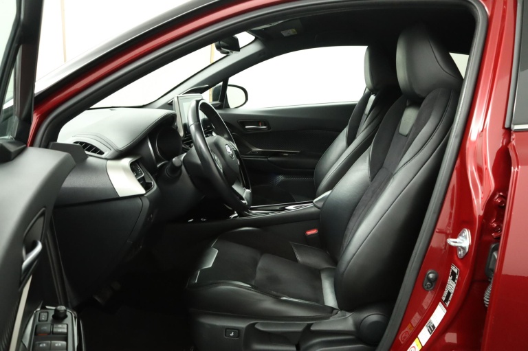 Toyota C-HR - 1.8 Hybrid Executive Ultimate 17