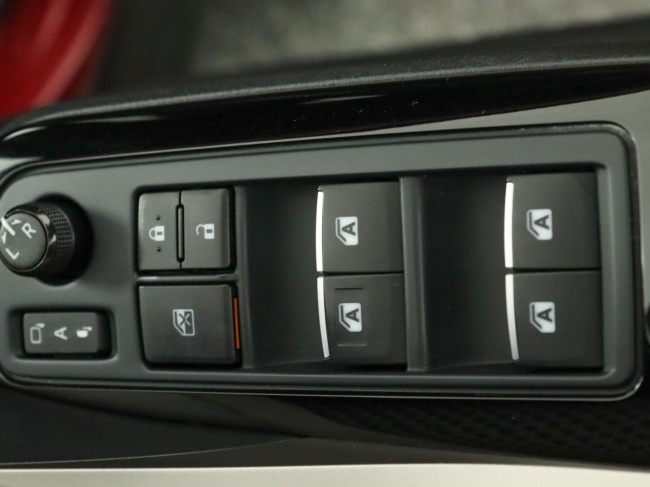 Toyota C-HR - 1.8 Hybrid Executive Ultimate