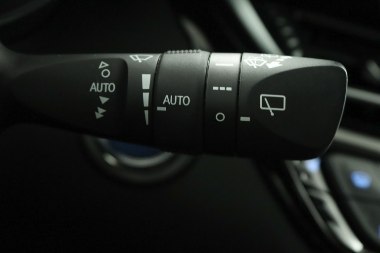 Toyota C-HR - 1.8 Hybrid Executive Ultimate 33