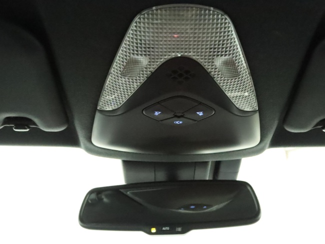 Toyota C-HR - 1.8 Hybrid Executive Ultimate