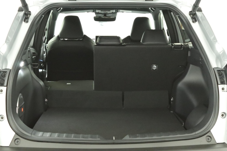 Toyota Corolla Cross - 2.0 High Power Hybrid Launch Edition 26