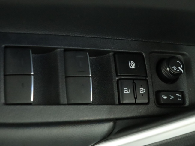 Toyota Corolla Cross - 2.0 High Power Hybrid Launch Edition