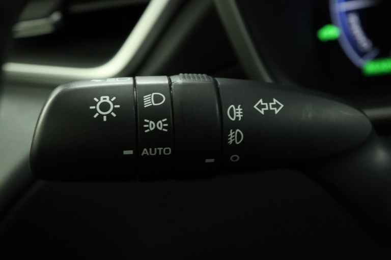 Toyota Corolla Cross - 2.0 High Power Hybrid Launch Edition 31