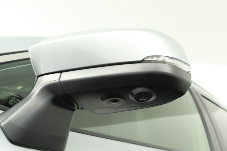 Toyota Corolla Cross - 2.0 High Power Hybrid Launch Edition 37