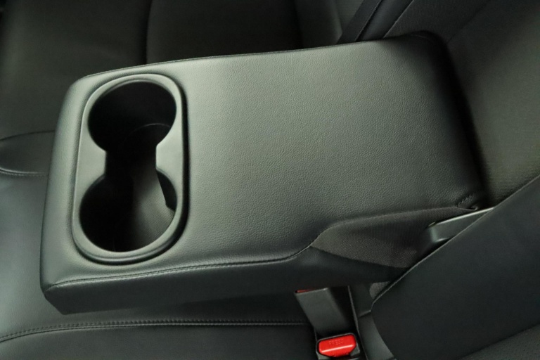 Toyota Corolla Cross - 2.0 High Power Hybrid Launch Edition 39