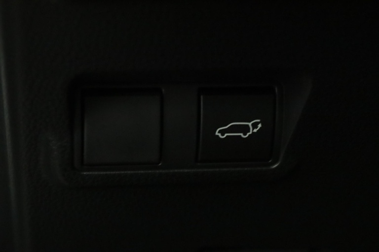 Toyota Corolla Cross - 2.0 High Power Hybrid Launch Edition 44