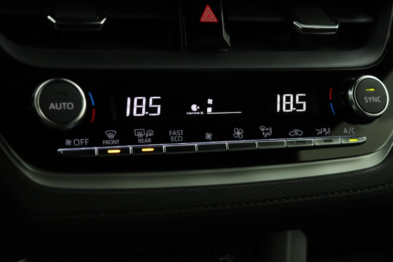 Toyota Corolla Cross - 2.0 High Power Hybrid Launch Edition 7