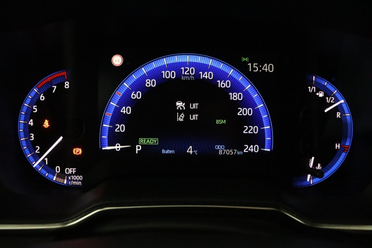 Toyota Corolla Touring Sports - 2.0 Hybrid Executive 46