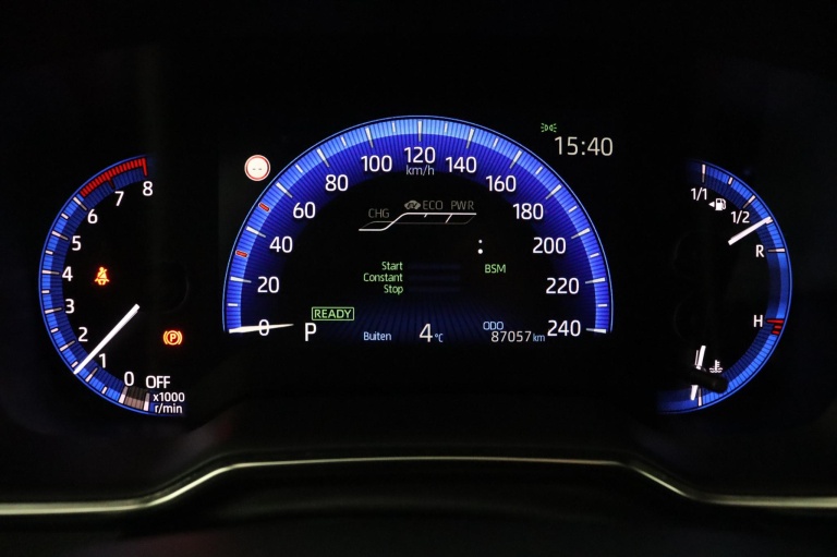 Toyota Corolla Touring Sports - 2.0 Hybrid Executive 51