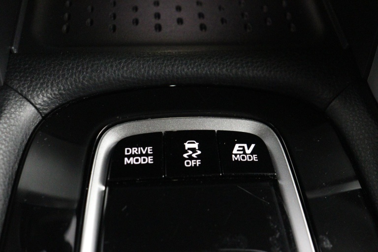 Toyota Corolla Cross - Hybrid 200 Dynamic 42