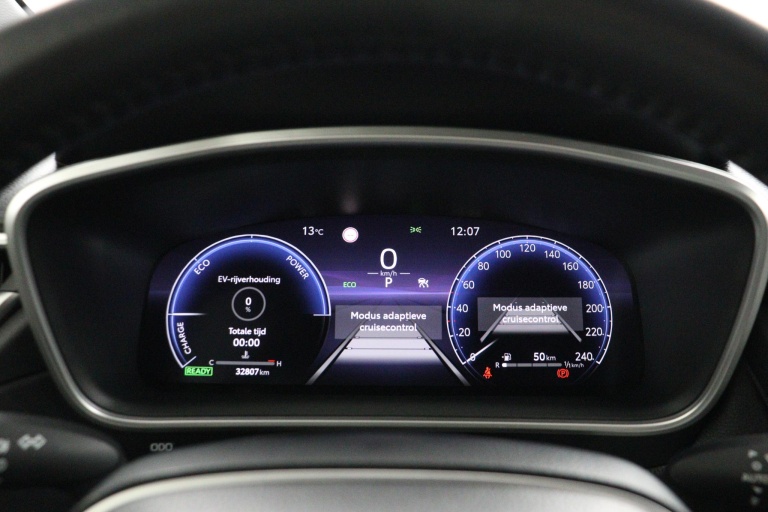 Toyota Corolla Cross - Hybrid 200 Dynamic 6