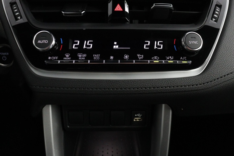 Toyota Corolla Cross - Hybrid 200 Dynamic 7