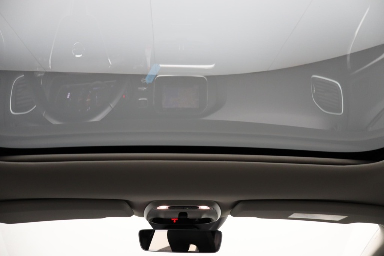 Volvo V40 Cross Country - 1.5 T3 Polar+ Luxury 33