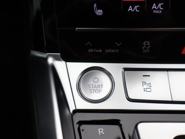 Audi e-tron - 50 quattro Business edition 71 kWh