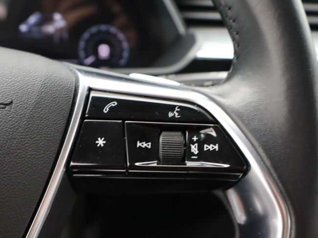 Audi e-tron - 50 quattro Business edition 71 kWh