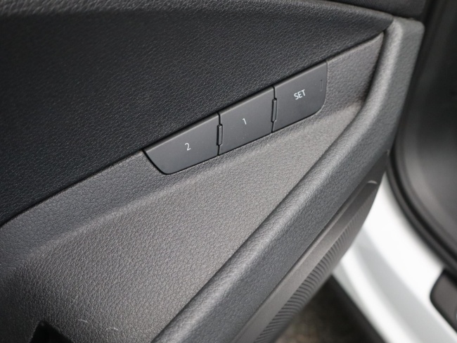 Audi e-tron - 50 quattro Business edition 71 kWh