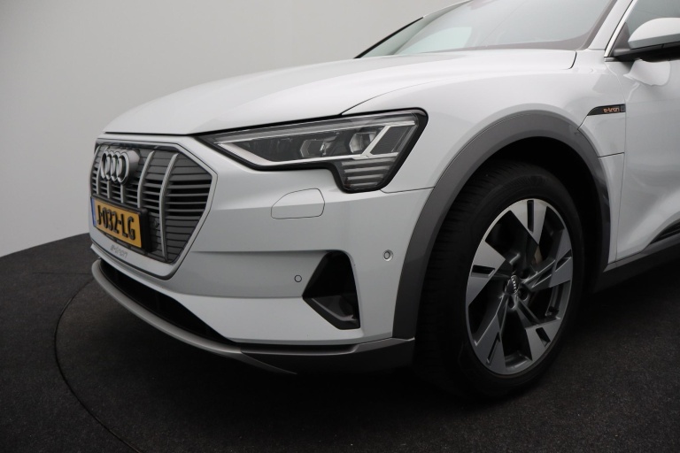 Audi e-tron - 50 quattro Business edition 71 kWh 38