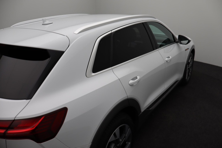 Audi e-tron - 50 quattro Business edition 71 kWh 44