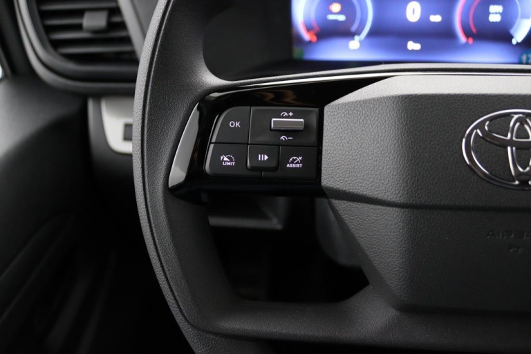 Toyota PROACE Worker - 2.0 D-4D L1 Challenger 17