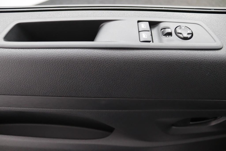 Toyota PROACE Worker - 2.0 D-4D L1 Challenger 22