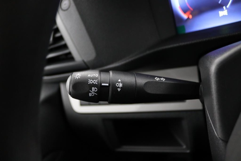 Toyota PROACE Worker - 2.0 D-4D L1 Challenger 24