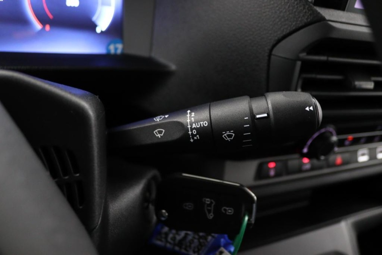 Toyota PROACE Worker - 2.0 D-4D L1 Challenger 25