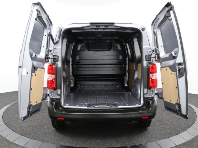 Toyota PROACE Worker - 2.0 D-4D L1 Challenger