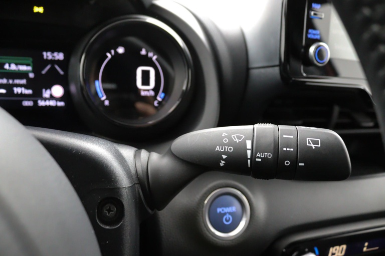 Toyota Yaris - 1.5 Hybrid Launch Edition 22