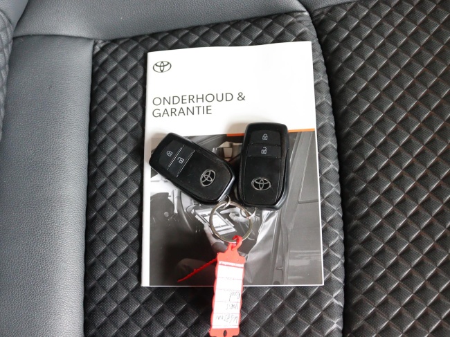 Toyota Yaris - 1.5 Hybrid Launch Edition