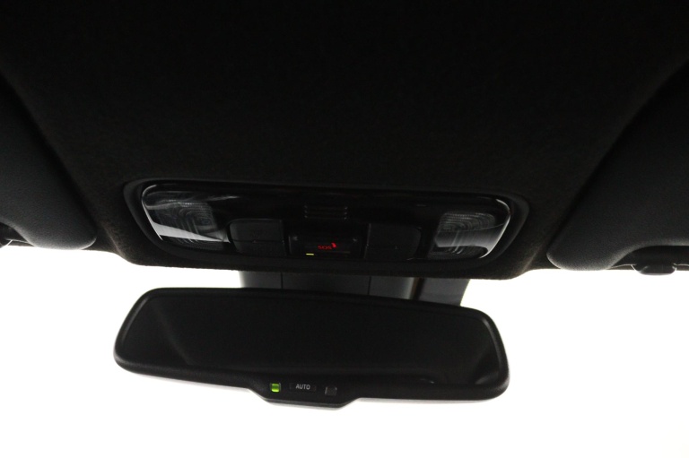 Toyota Yaris - 1.5 Hybrid Launch Edition 32