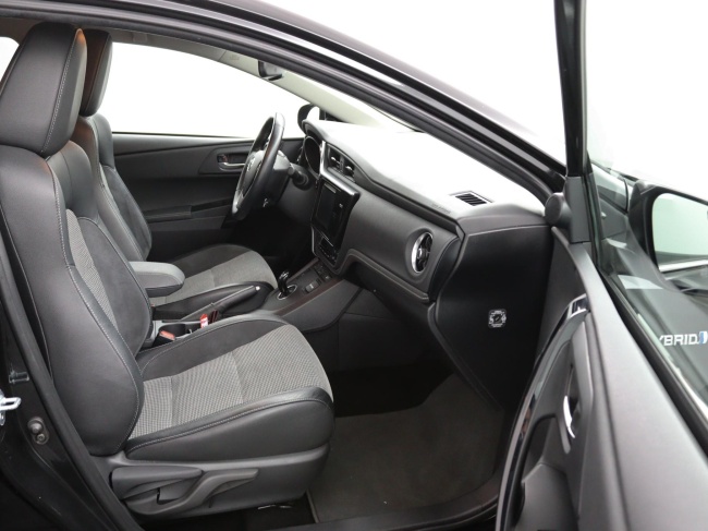 Toyota Auris - 1.8 Hybrid Executive