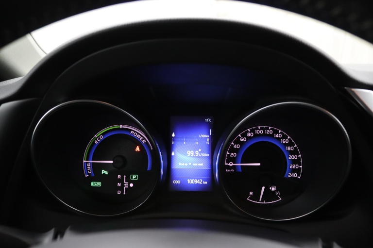 Toyota Auris - 1.8 Hybrid Executive 22