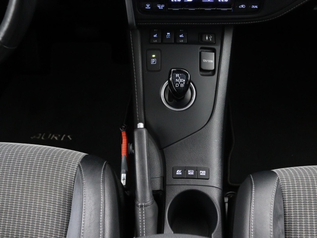 Toyota Auris - 1.8 Hybrid Executive
