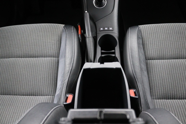 Toyota Auris - 1.8 Hybrid Executive 25