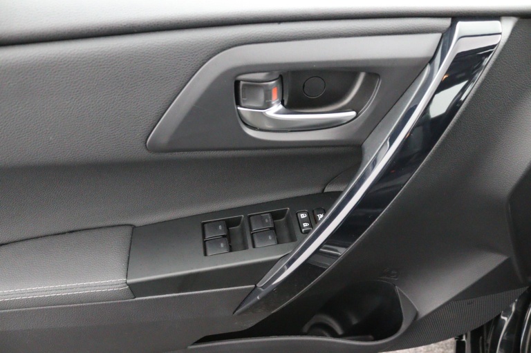 Toyota Auris - 1.8 Hybrid Executive 30