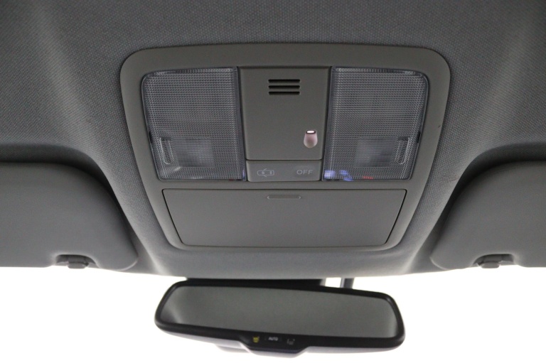 Toyota Auris - 1.8 Hybrid Executive 32