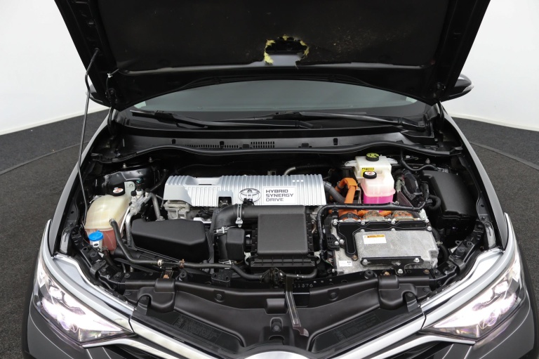 Toyota Auris - 1.8 Hybrid Executive 33