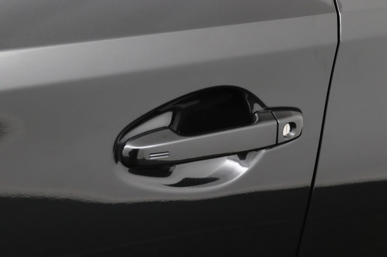 Toyota Auris - 1.8 Hybrid Executive 36