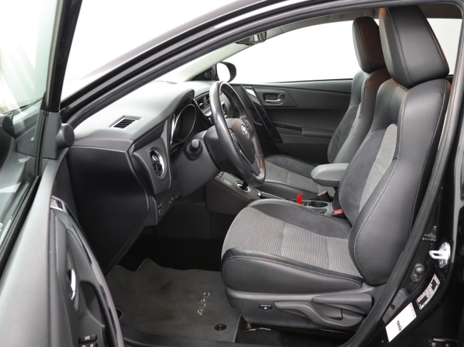 Toyota Auris - 1.8 Hybrid Executive