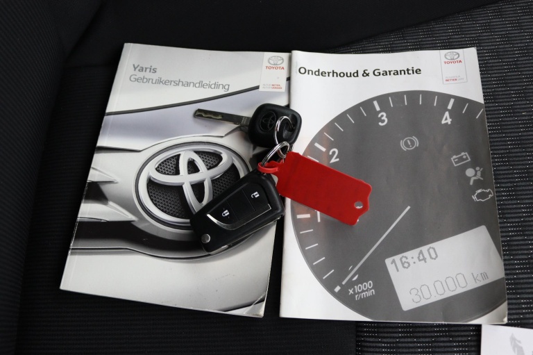 Toyota Yaris - 1.3 VVT-i Aspiration 11