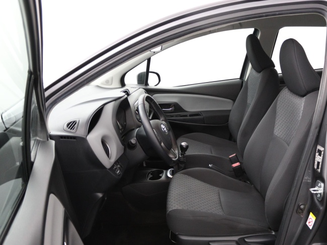 Toyota Yaris - 1.3 VVT-i Aspiration