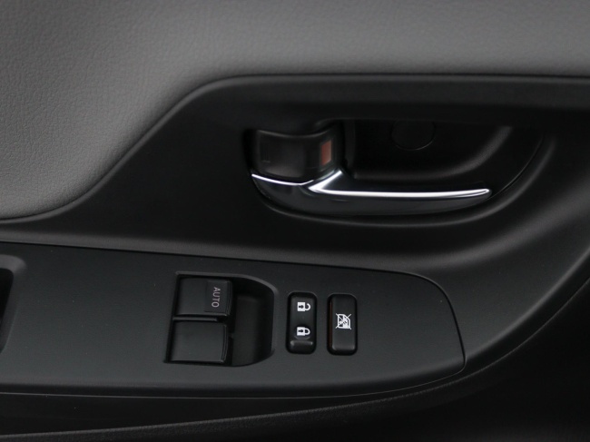 Toyota Yaris - 1.3 VVT-i Aspiration