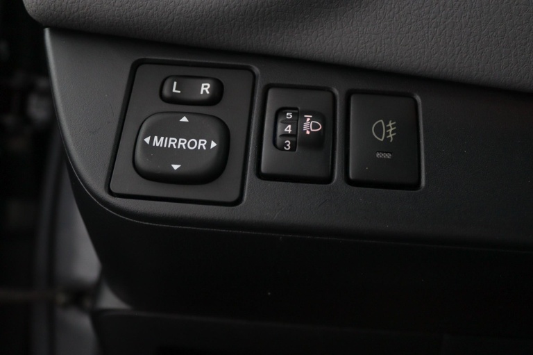 Toyota Yaris - 1.3 VVT-i Aspiration 30