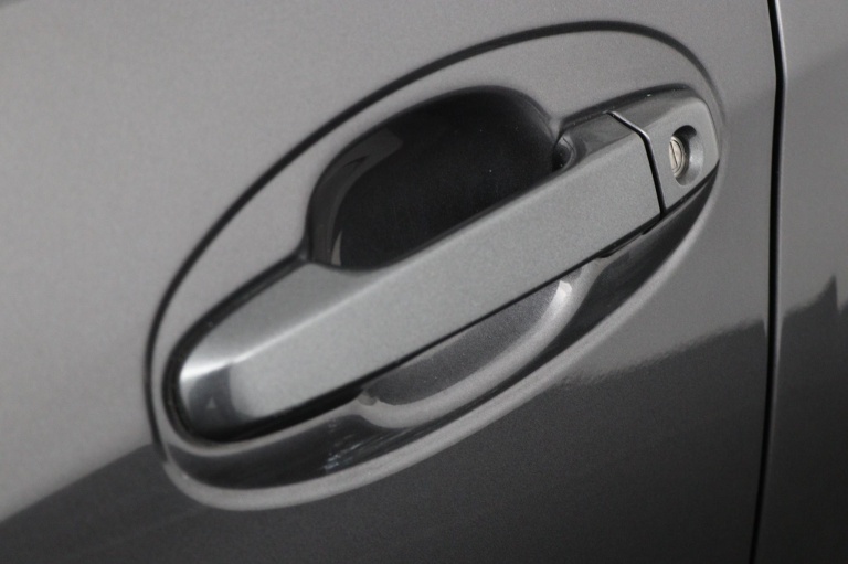 Toyota Yaris - 1.3 VVT-i Aspiration 38