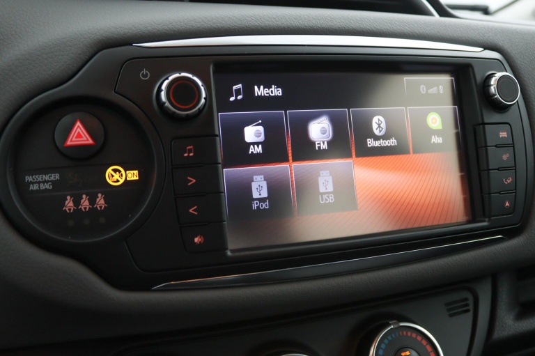 Toyota Yaris - 1.3 VVT-i Aspiration 42