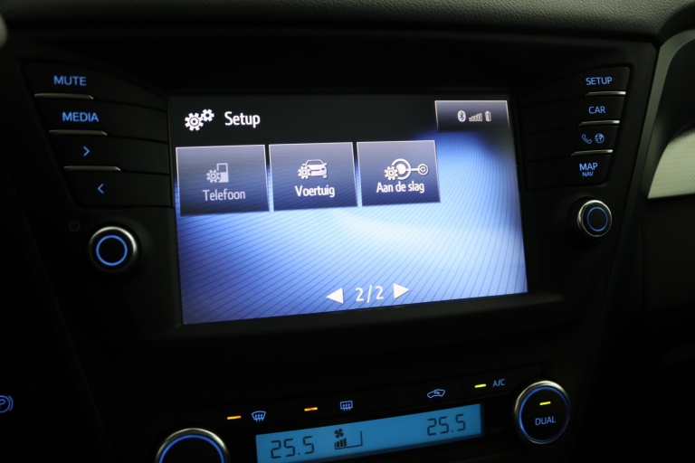 Toyota Avensis Touring Sports - 1.8 VVT-i SkyView Edition 48