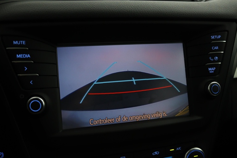 Toyota Avensis Touring Sports - 1.8 VVT-i SkyView Edition 9