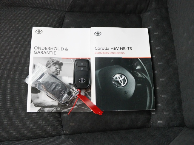 Toyota Corolla Touring Sports - Hybrid 140