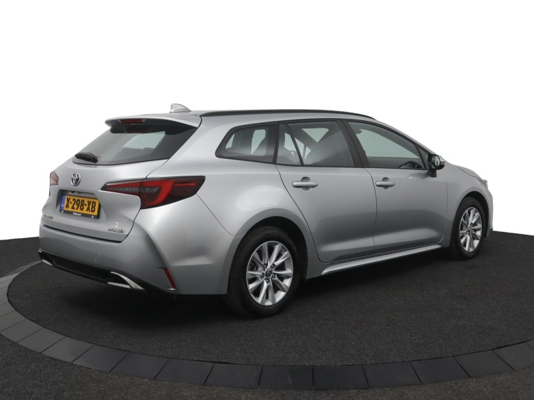 Toyota Corolla Touring Sports - Hybrid 140 2